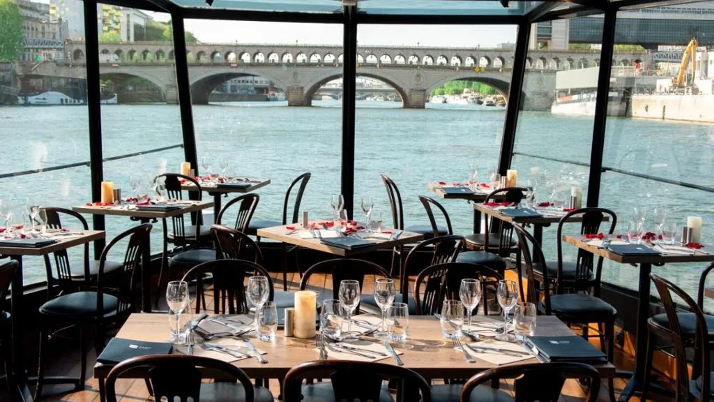 Revelion Paris